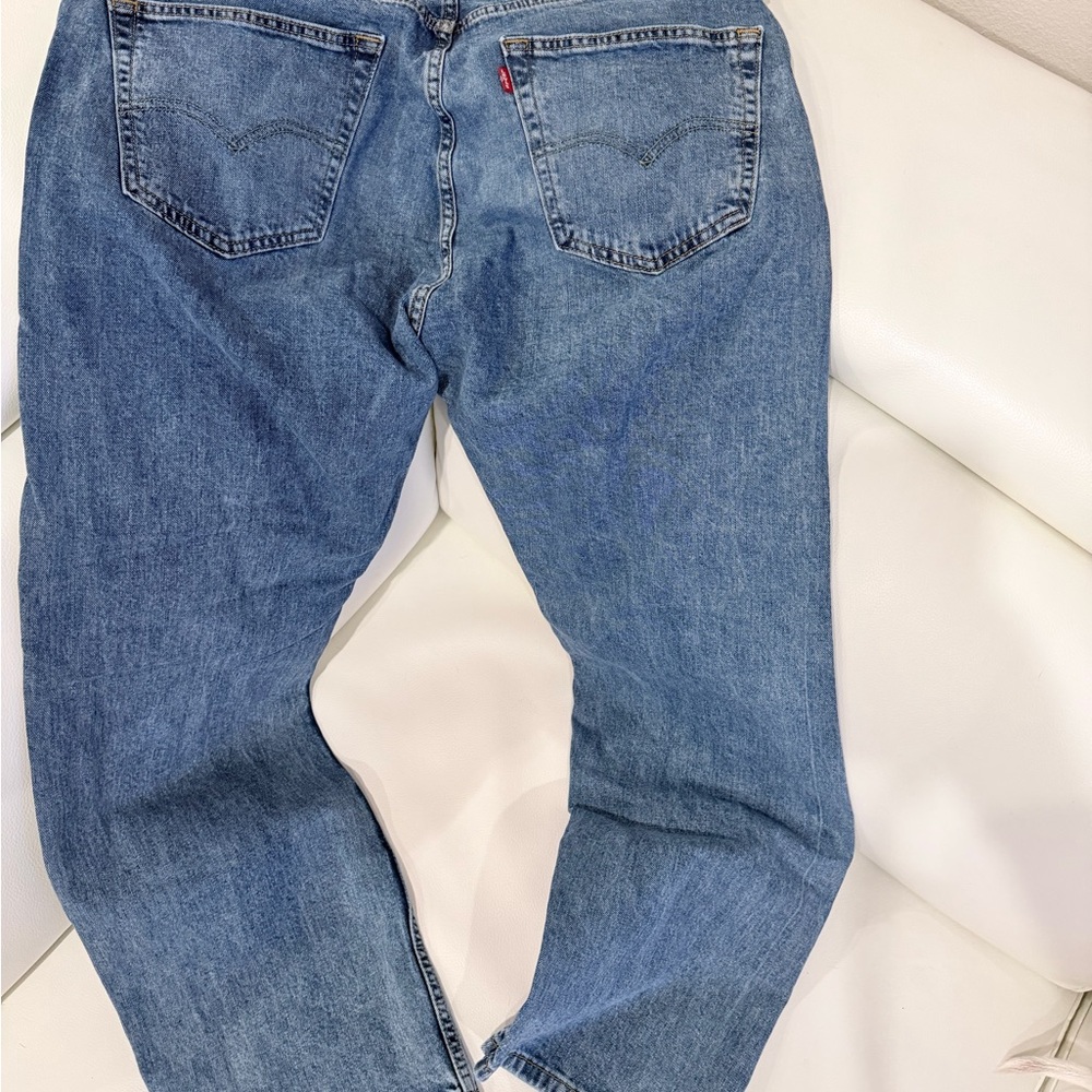 Levi's Men's Relaxed Jeans in Light Blue